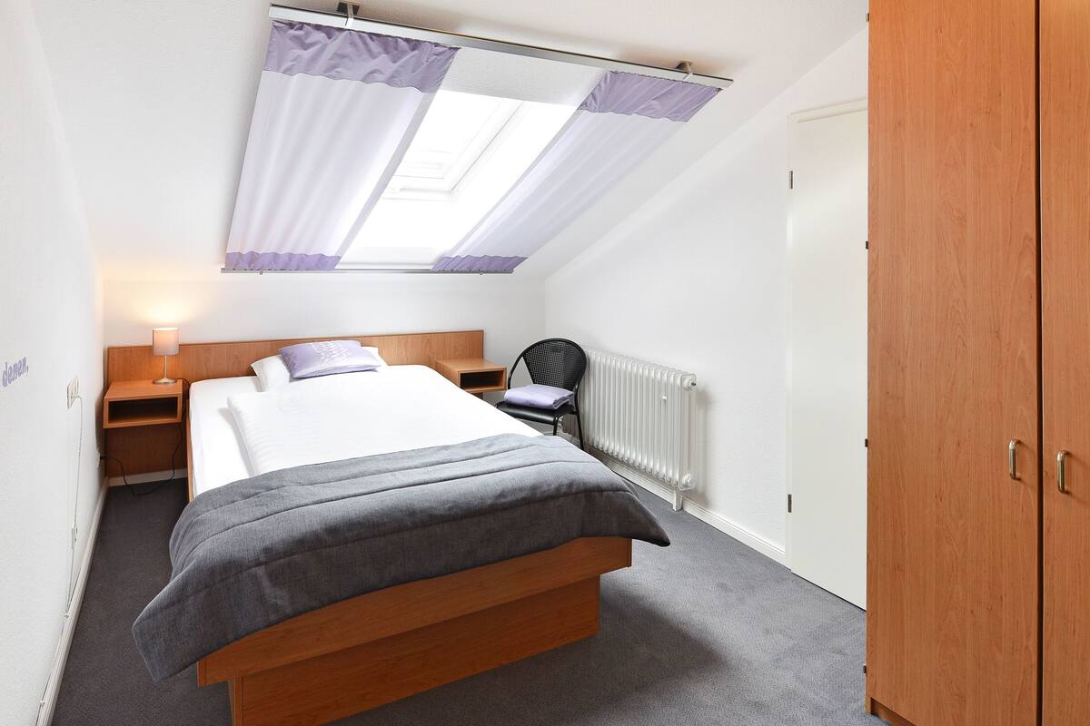 Chambre simple, non-fumeur | Bureau, accès au Wi-Fi (inclus)