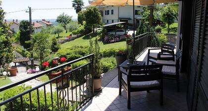 Cugi Bed and Breakfast