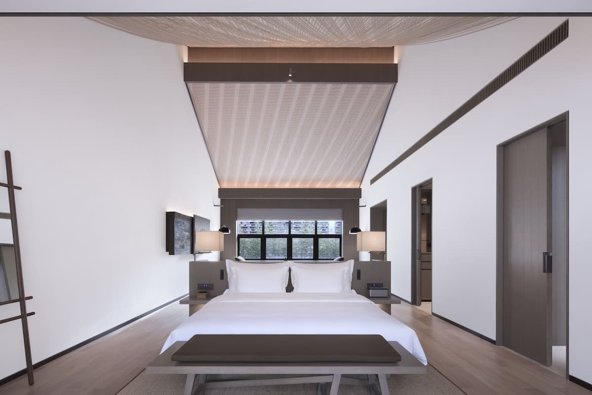 Garden Townhouse | Free minibar items, in-room safe, free cribs/infant beds, free WiFi