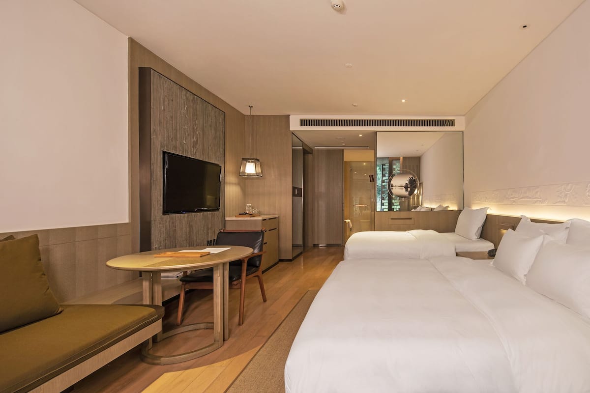 Sugar House Family Retreat Twin | Free minibar items, in-room safe, free cribs/infant beds, free WiFi