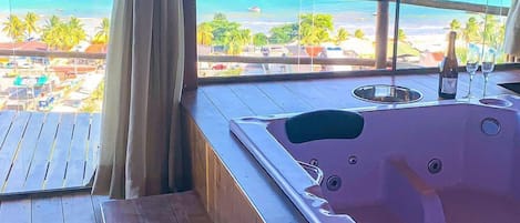 Lyxrum - utsikt mot stranden - bottenvÄning | Minibar, mörklÀggningsgardiner, strykjÀrn/strykbrÀda och gratis wi-fi
