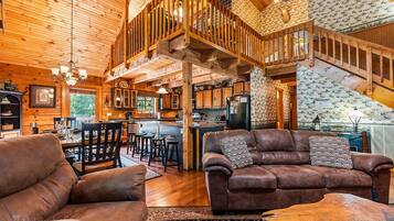Cabin, 4 Bedrooms | Living area | DVD player