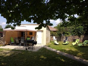 Área de parrillas y picnic