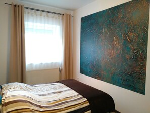 Casa | 3 quartos, ferros/tábuas de passar roupa, berços grátis
