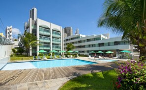 Outdoor pool, pool loungers