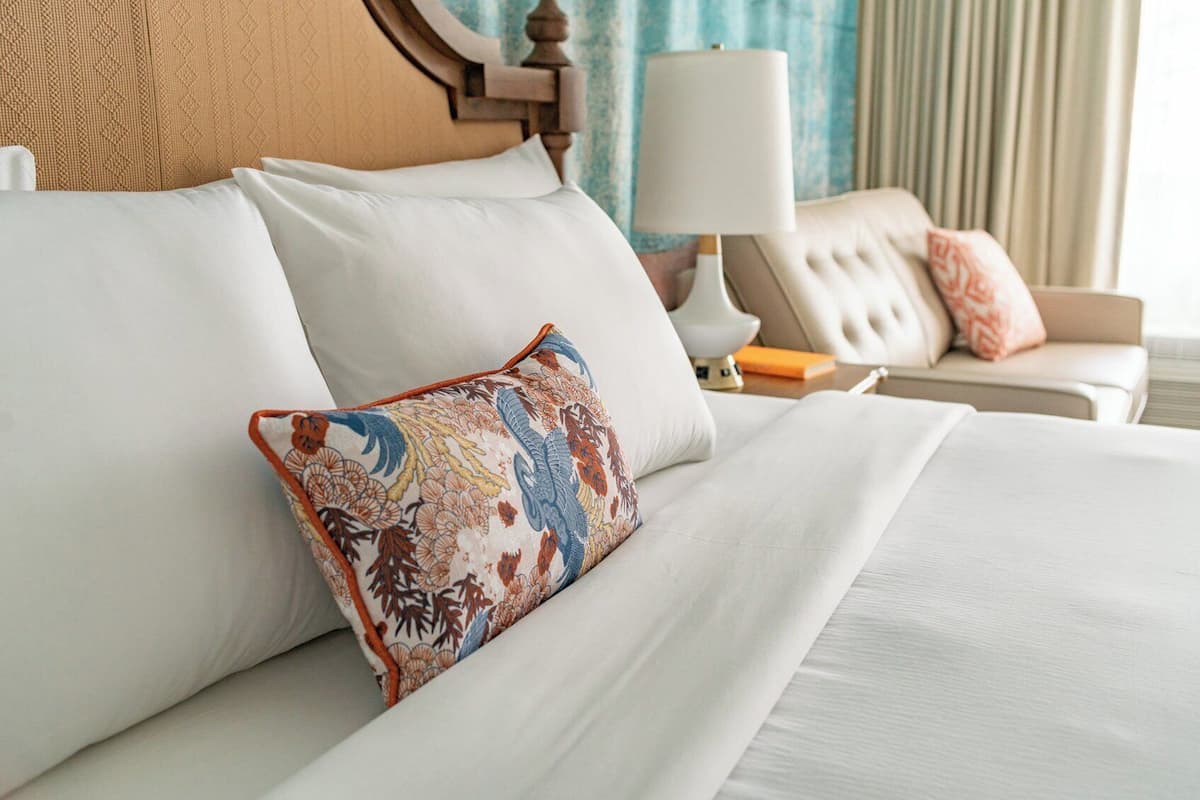 Premium bedding, in-room safe, individually decorated