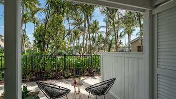 Seprai premium, brankas, dan didekorasi berbeda-beda