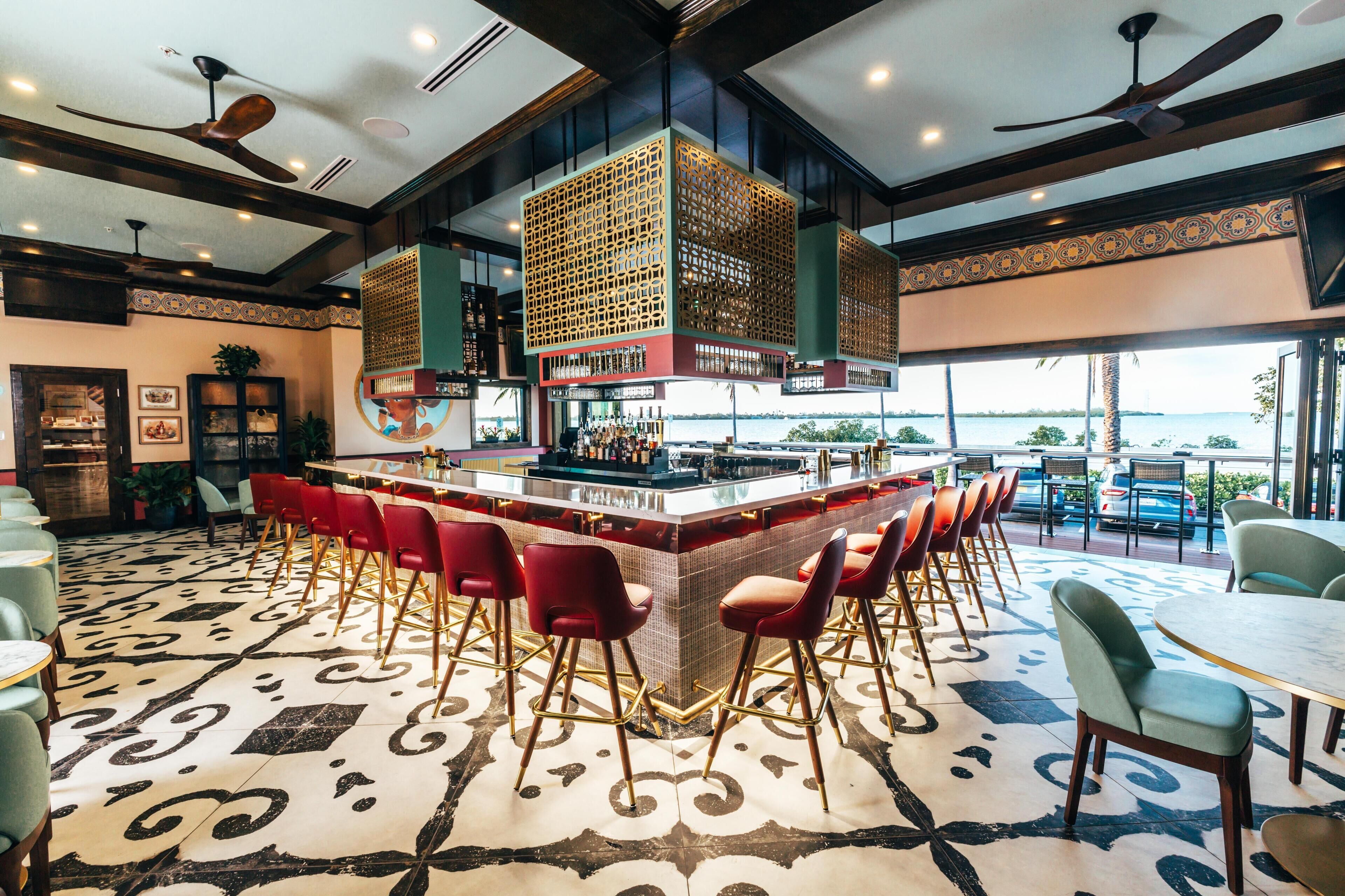 Lobby lounge