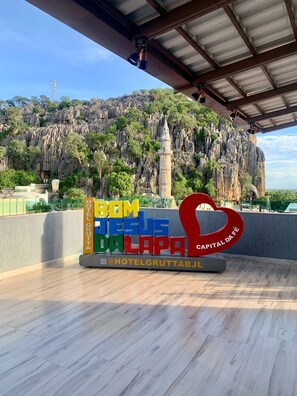 Terrace/patio - Hotel Grutta (Bom Jesus Da Lapa)