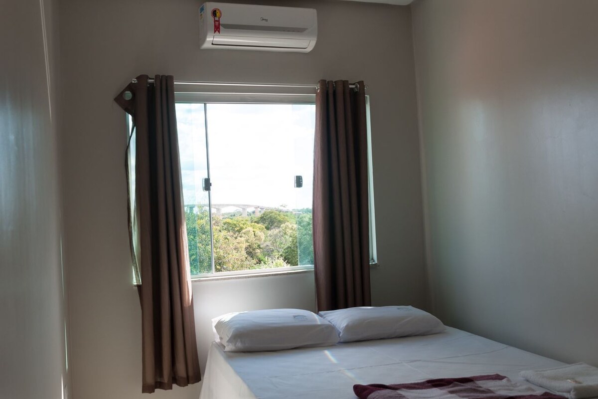 Minibar, blackout drapes, WiFi (free), bed sheets