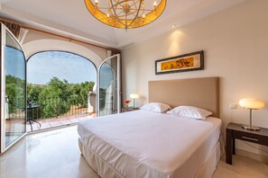 2 bedrooms, premium bedding, in-room safe, individually decorated