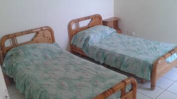Comfort Villa, 3 Bedrooms, Terrace, Garden View | 3 bedrooms, premium bedding, in-room safe, blackout curtains