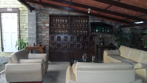 Lobby sitting area - Casa Lleras Hotel Boutique (Medellín)