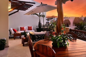 Downtown 3room Condo Olas 306 | Terassi/patio