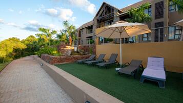 Reka bentuk bangunan