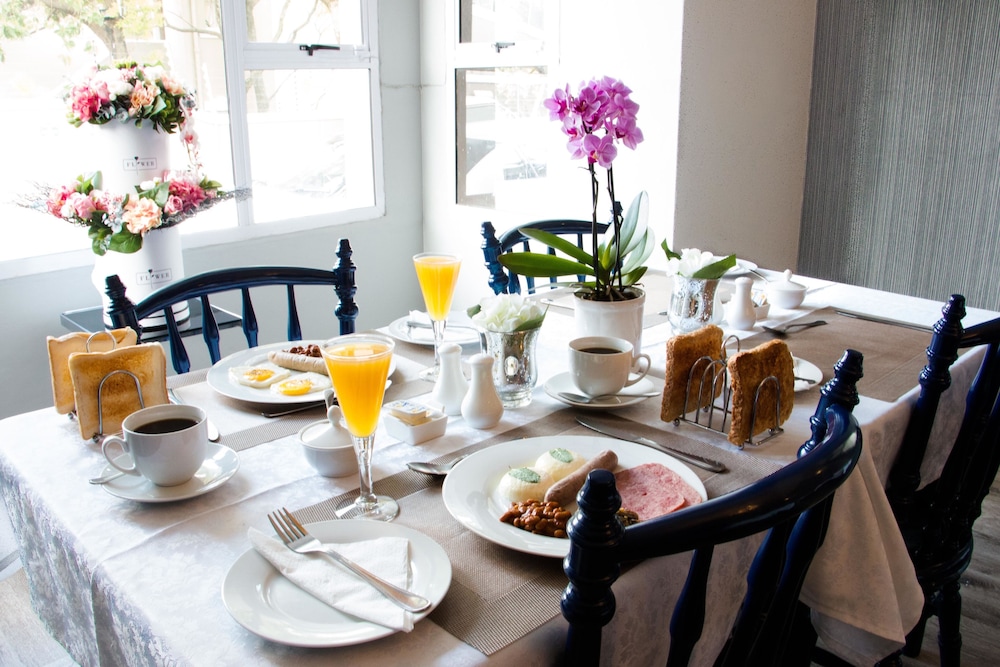 McAllisters Luxury Guesthouse and Spa photo 2