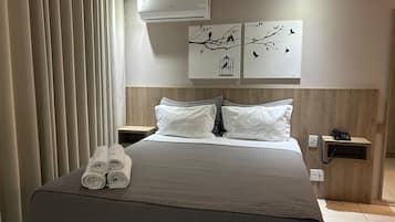 Minibar, escritorio, cunas gratuitas y wifi gratis