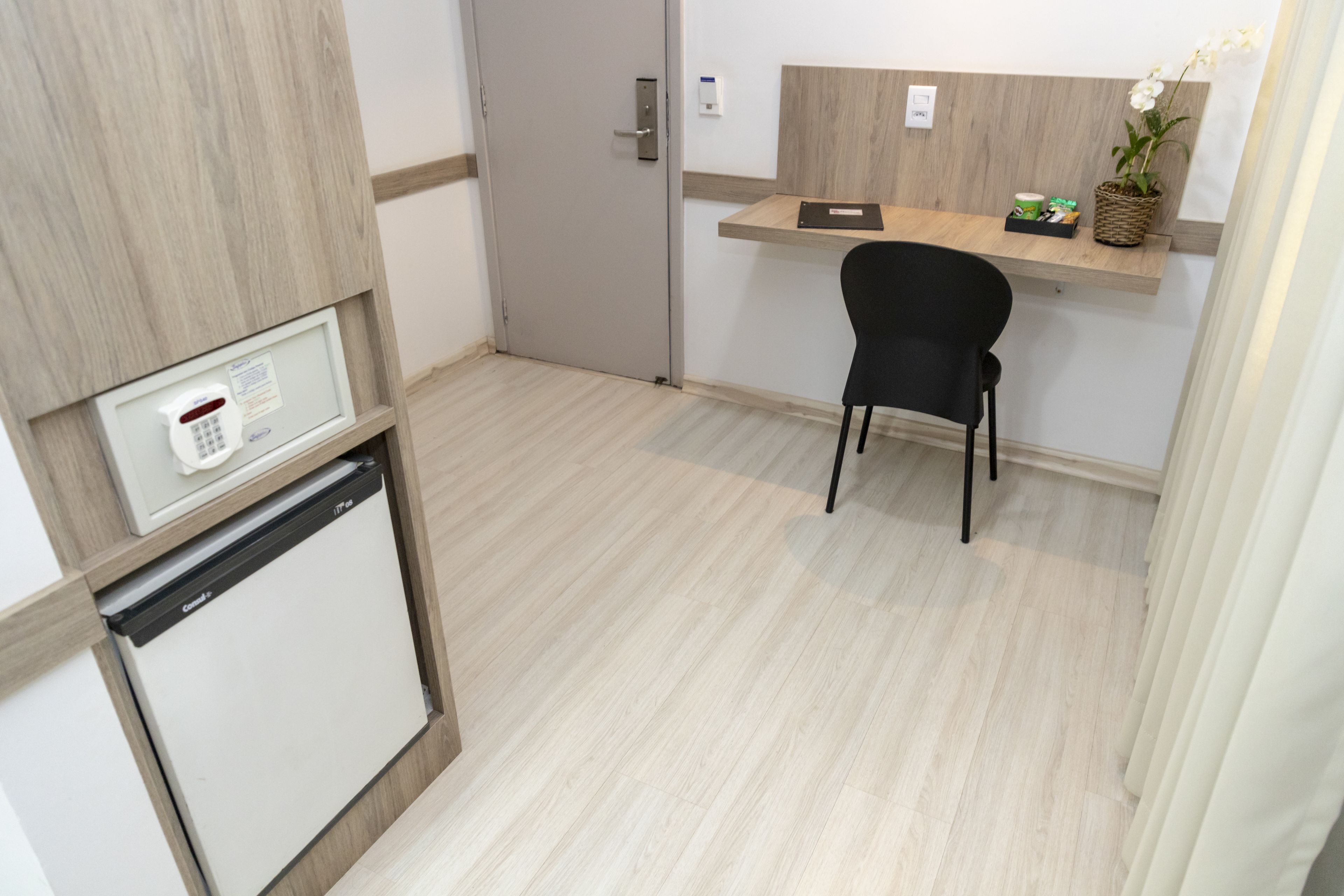 double room, 1 double bed | minibar, desk, free cots/infant beds, free wifi