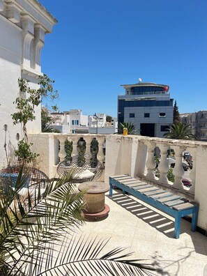 suite BECHIR | Premium bedding, Select Comfort beds, individually decorated - Villa Les Palmes (Tunis)