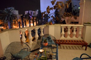 Suite BECHIR bis | Balcony view - Villa Les Palmes (Tunis)