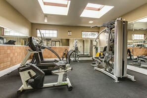 Fitness facility - Coachman Inn (Bellingham)