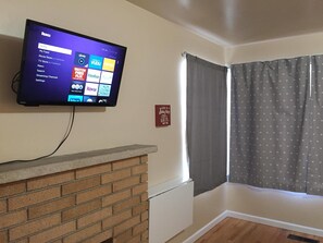 Room amenity - Brighton Guesthouse (Walk to Metro) (Seattle)