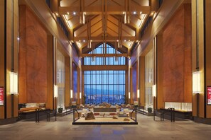 Exterior - Crowne Plaza Nanchang Wanli by IHG (Nanchang)