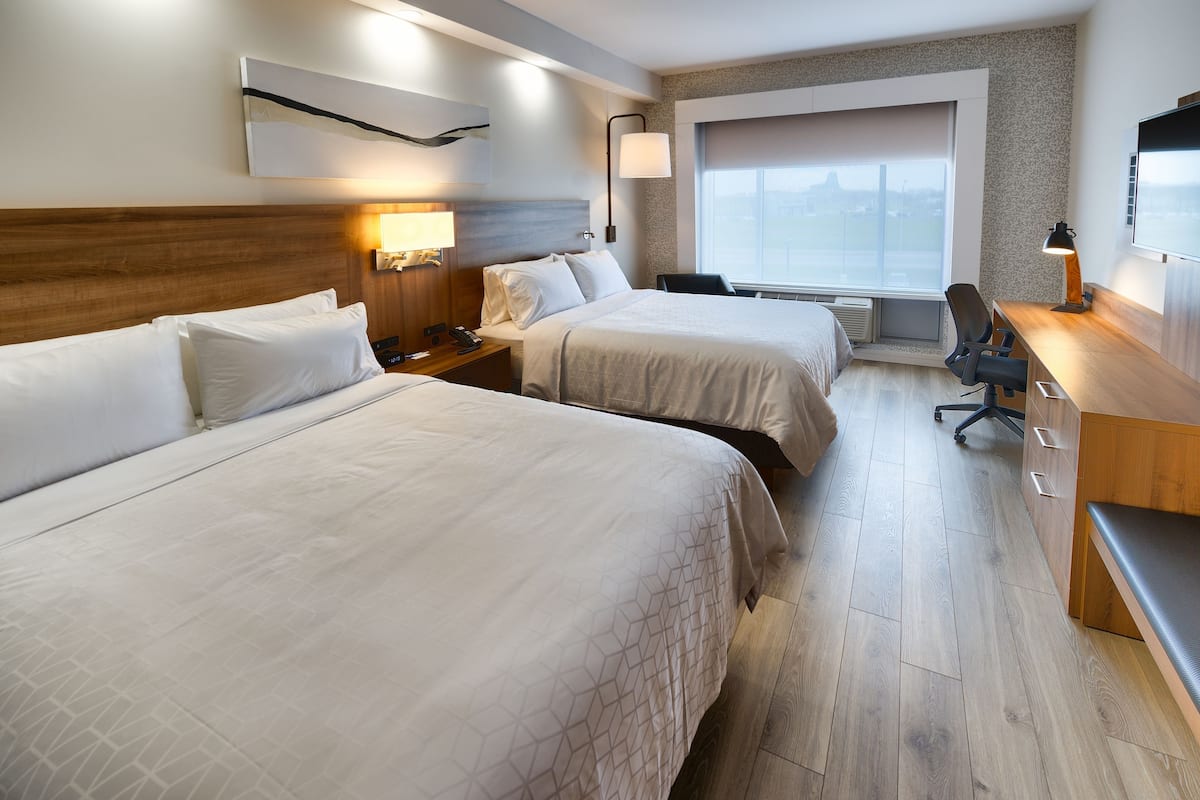In-room safe, desk, blackout drapes, soundproofing