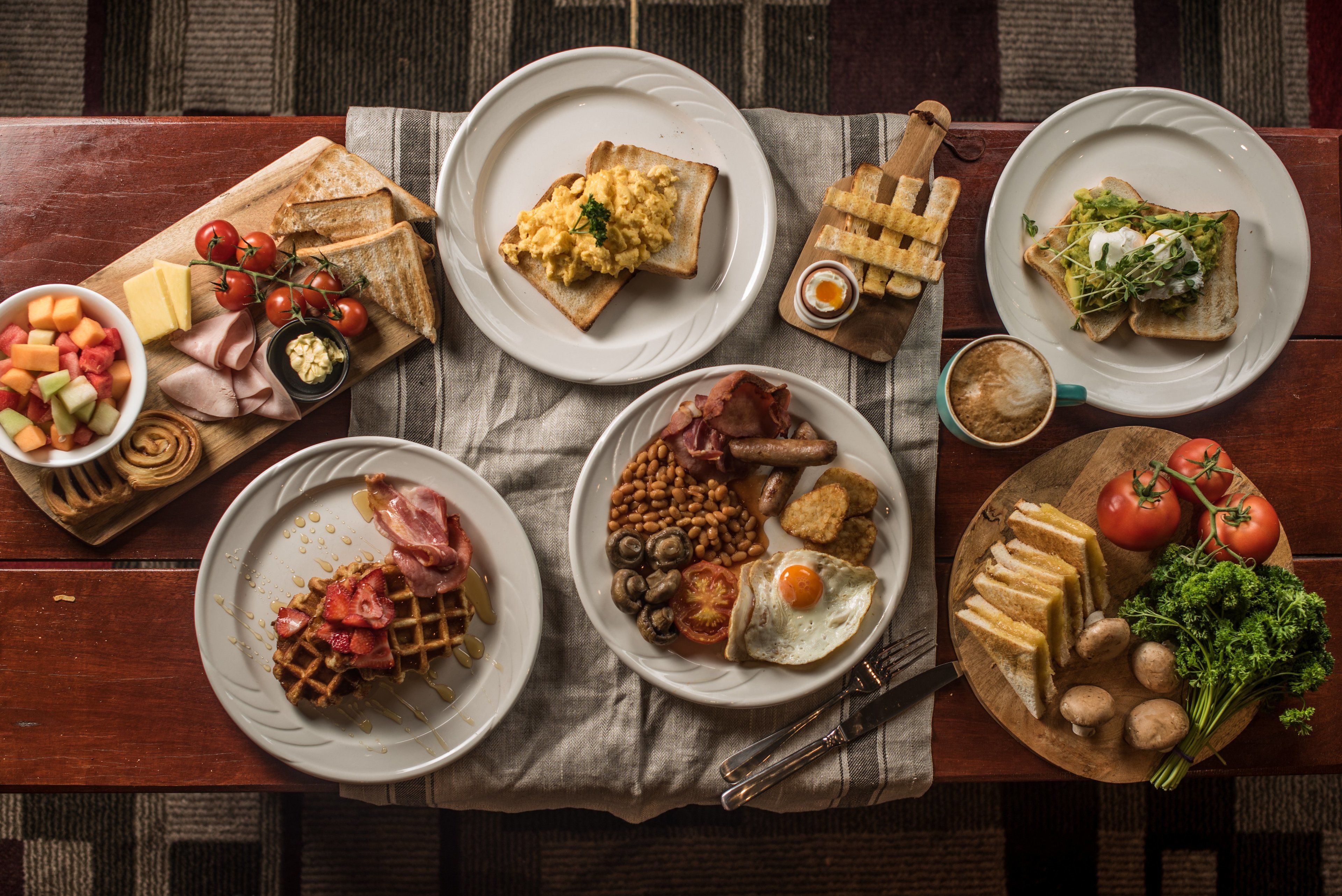 4 Restaurants; Frühstück, Mittagessen und Abendessen werden serviert