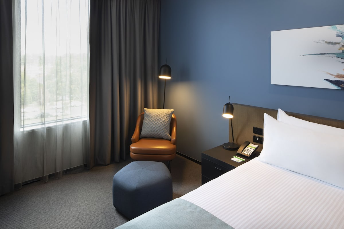 In-room safe, desk, laptop workspace, blackout drapes