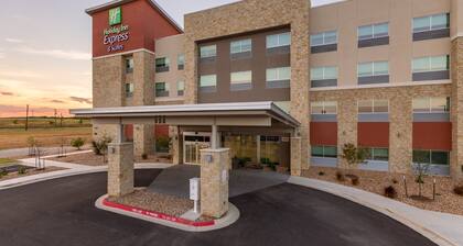Holiday Inn Express and Suites San Marcos South by IHG