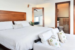 Condo, 3 Bedrooms, Jetted Tub | 3 bedrooms, in-room safe, iron/ironing board, free WiFi - Condo Las Olas 306 by Playa Paradise (Playa del Carmen)