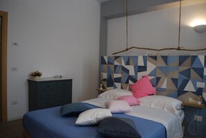 Deluxe Double Room | Free cribs/infant beds, free WiFi, bed sheets - Casa Polly (Grottammare)