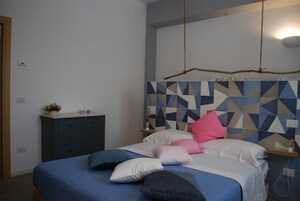 Cunas gratuitas, wifi gratis y ropa de cama 