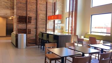 Desayuno buffet incluido todos los días