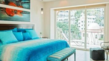 City Condo, 1 Bedroom | 1 bedroom, in-room safe, iron/ironing board, free WiFi