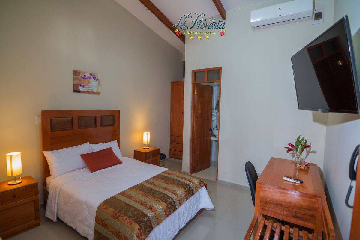 Basic Single Room, 1 Single Bed | Premium bedding, down duvets, minibar, in-room safe