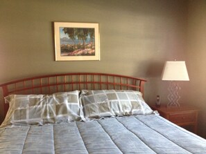 3 camere, una scrivania, ferro/asse da stiro, Wi-Fi gratuito