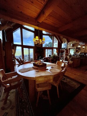 تناول الطعام