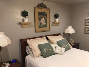 3 bedrooms, iron/ironing board, WiFi, bed sheets - •Whole House Sleeps 10 • 6 min from Airport|Downtown (Salt Lake City)