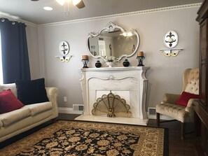 Interior - •Whole House Sleeps 10 • 6 min from Airport|Downtown (Salt Lake City)