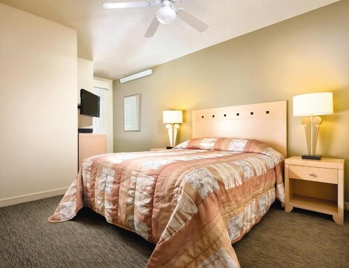 Luxury Vacation Condos at Seaside Oceanfront Resort