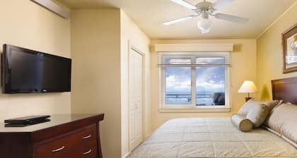 Luxury Vacation Condos at Seaside Oceanfront Resort