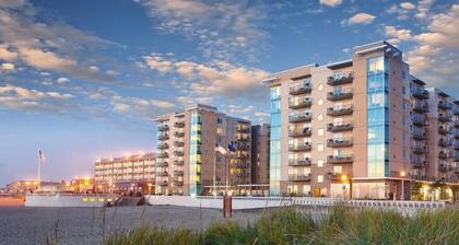 Luxury Vacation Condos at Seaside Oceanfront Resort