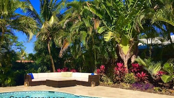 Piscine extérieure, piscine chauffée