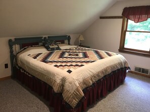 3 chambres, fer et planche à repasser, Wi-Fi gratuit, draps fournis