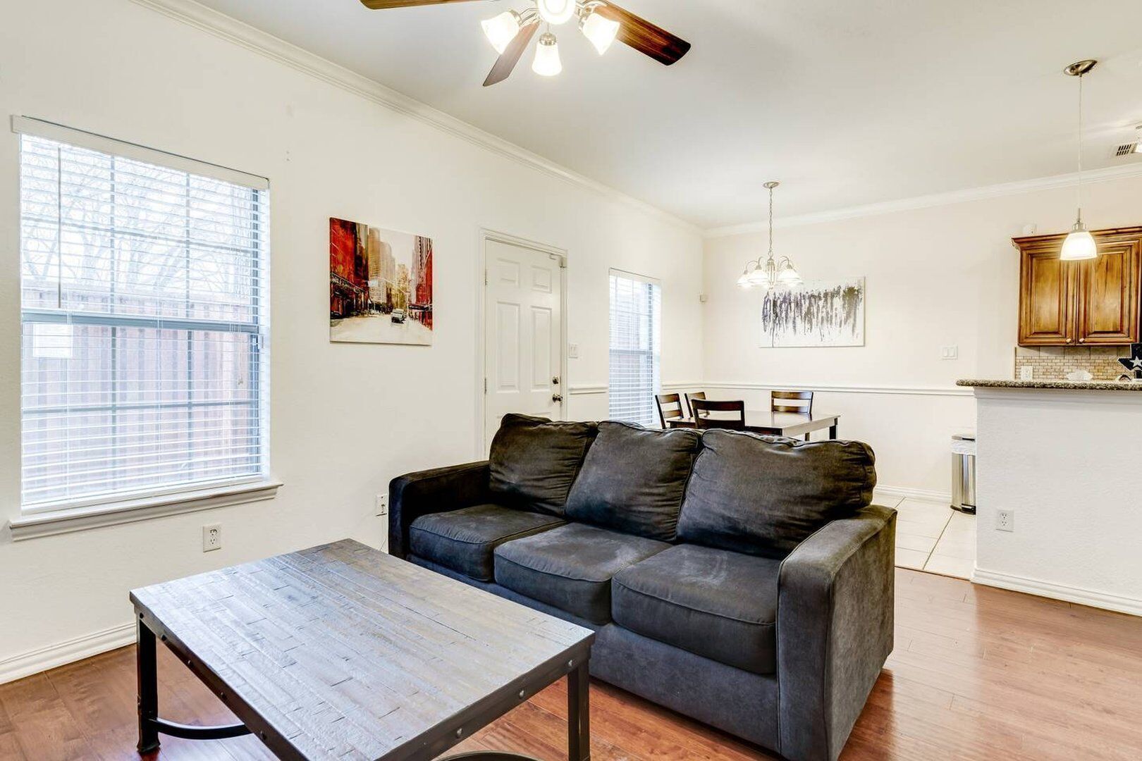 Traveling To Dallas ~ This Is The PERFECT Place For You!