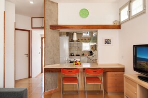 Fridge, oven, coffee/tea maker, toaster - Vista Dunas Casa Verde by VillaGranCanaria (San Bartolomé de Tirajana)