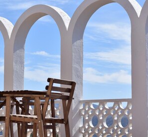 Outdoor dining - Villa with pool, breathtaking views, sleeps 11. Gualchos, near Castell (Gualchos)