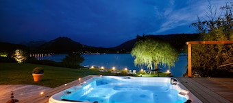 Villa Bagatelle 5 stars Vision Luxe 10 people 5 bedrooms Annecy